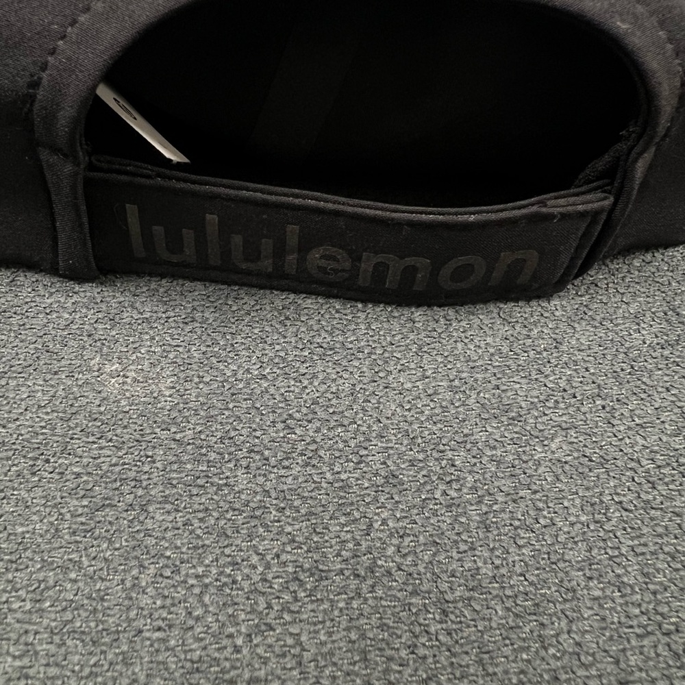 Lululemon hat